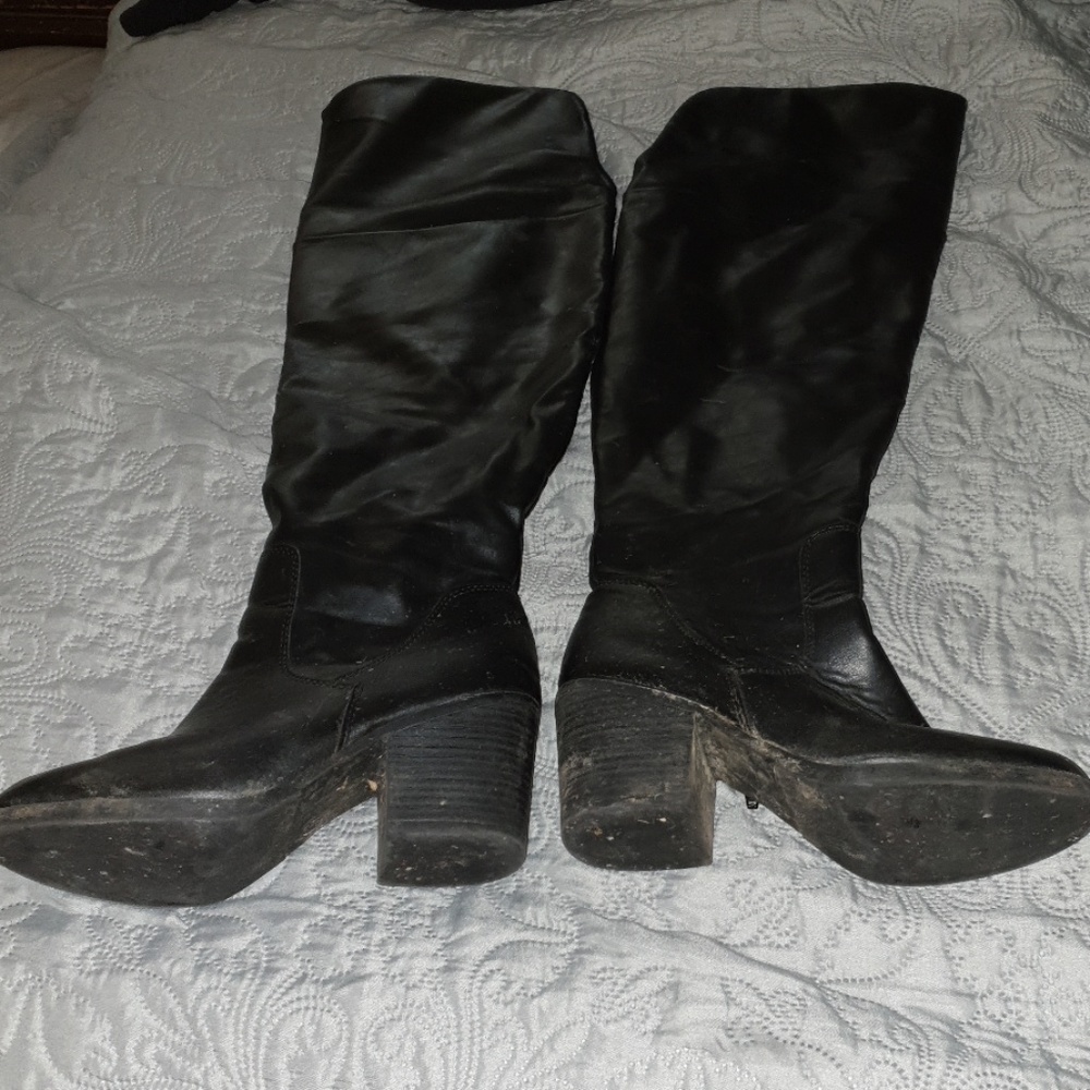 Boots - Picture 2 of 2